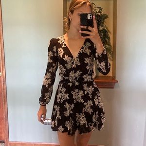 JUN & IVY Long Sleeve Dress Floral